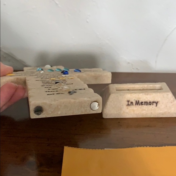 In Memory Cross - Picture 2 of 4